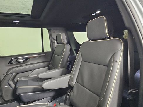 New 2026 Chevrolet Suburban Premier w/ Sun And Tow Package image 19