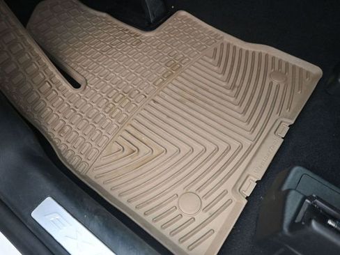 Used 2021 Ford Explorer Limited w/ Equipment Group 301A image 24