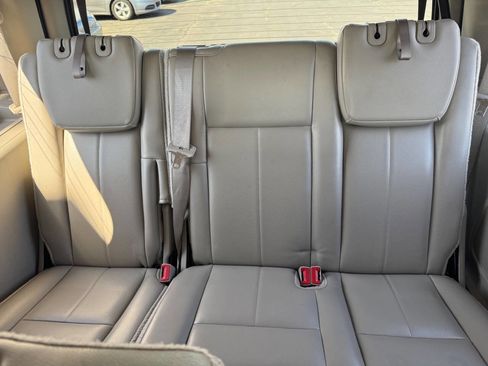 Used 2012 Ford Expedition Limited image 19