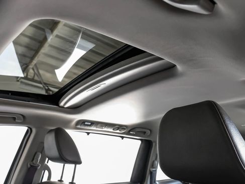 Used 2016 Honda Odyssey EX-L image 4