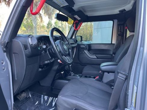 Used 2018 Jeep Wrangler Unlimited Sport S image 18