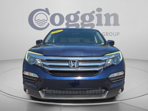 Certified 2017 Honda Pilot EX image 8