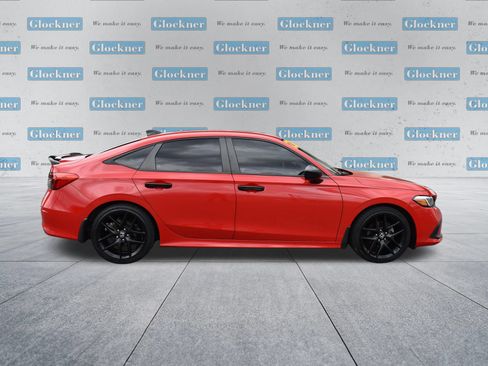 Used 2022 Honda Civic Sport image 4