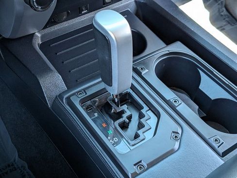 Used 2017 Toyota Tundra Platinum image 12