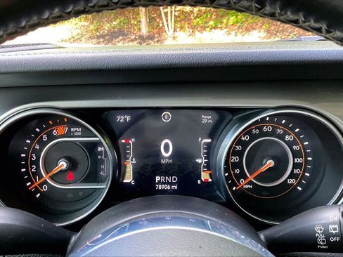 Certified 2020 Jeep Wrangler Unlimited Sahara AWD/4WD image 10