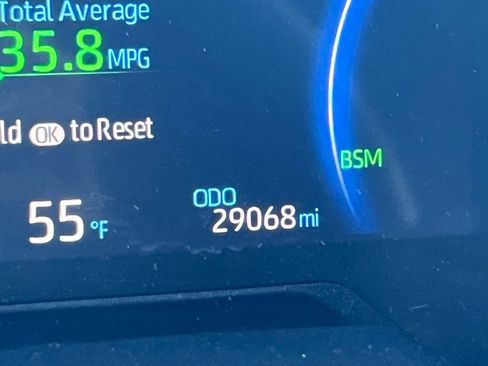 Used 2024 Toyota RAV4 SE image 23