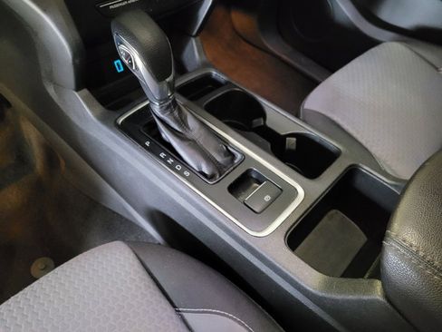 Used 2019 Ford Escape SE image 26