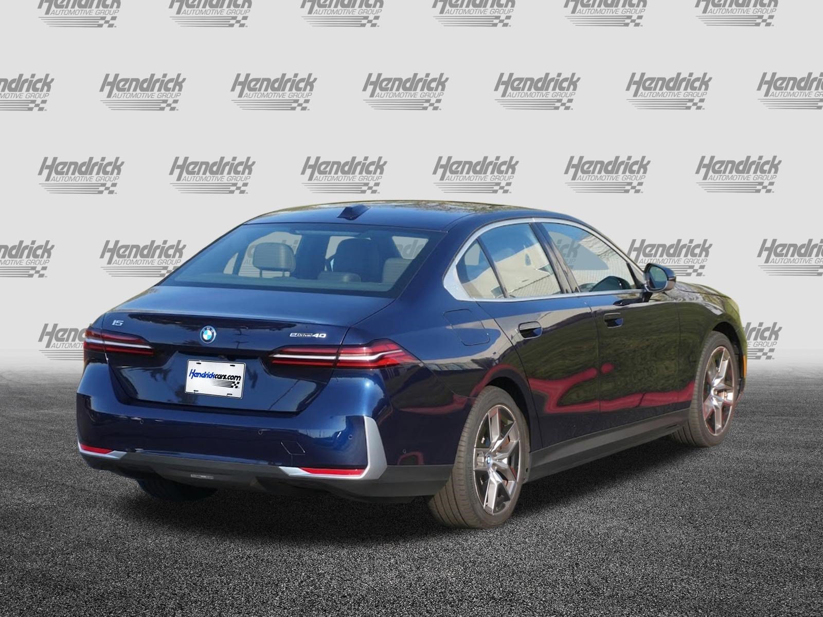 Certified 2024 BMW i5 eDrive40i w/ Premium Package RWD image 7