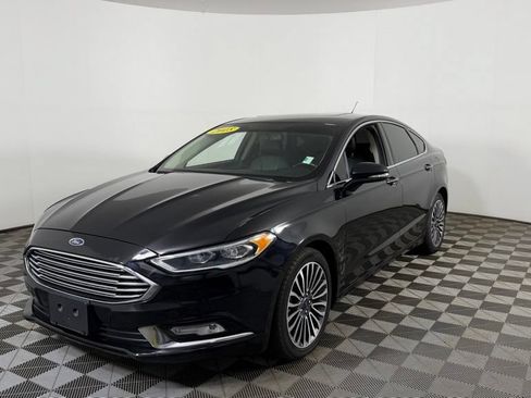 Used 2018 Ford Fusion Titanium AWD/4WD image 3