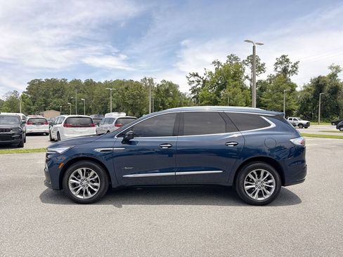 Used 2023 Buick Enclave Avenir w/ Avenir Technology Package FWD image 8