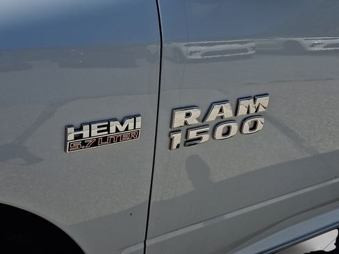 Certified 2018 RAM 1500 Big Horn AWD/4WD image 29
