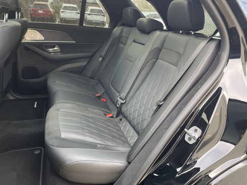 Used 2022 Mercedes-Benz GLE 63 AMG S image 40