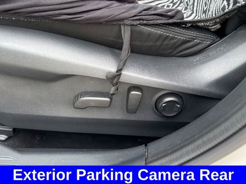 Used 2024 Subaru Outback Premium AWD/4WD image 17
