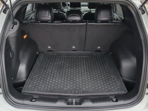 Used 2023 Jeep Compass Latitude w/ Convenience Group image 17