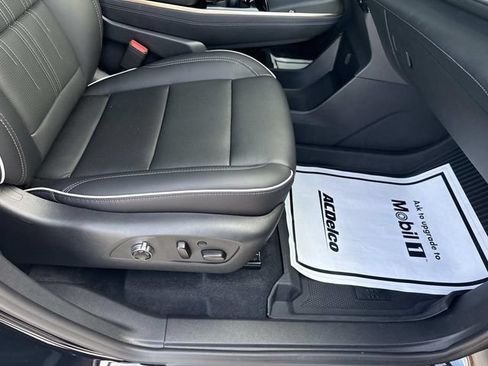 Used 2026 Buick Enclave Avenir w/ Super Cruise Package AWD/4WD image 21