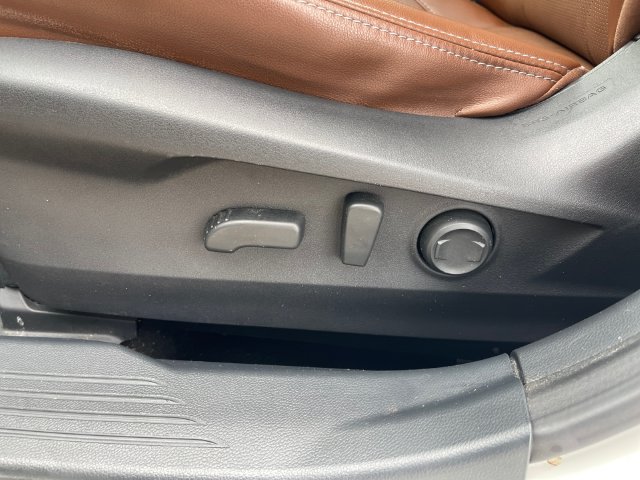 Used 2020 Subaru Outback Touring AWD/4WD image 30