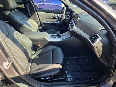 Used 2021 BMW 330e w/ Convenience Package RWD image 10