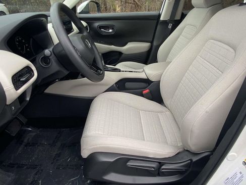 New 2026 Honda HR-V LX image 12