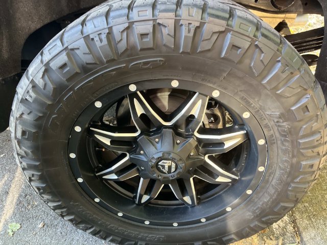 Used 2022 Chevrolet Silverado 2500 LT w/ Convenience Package AWD/4WD image 6