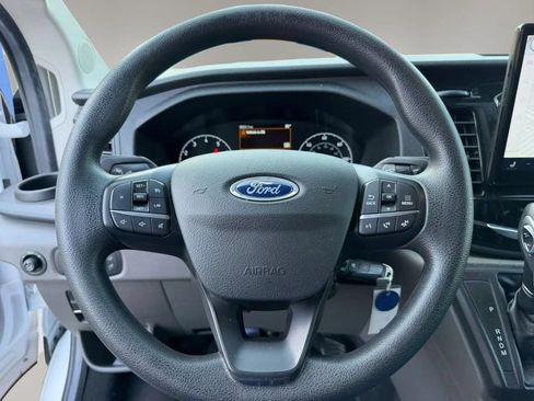 Used 2023 Ford Transit 350 XLT RWD image 19