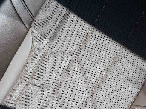 Used 2025 BMW 530i w/ M Sport Package image 24