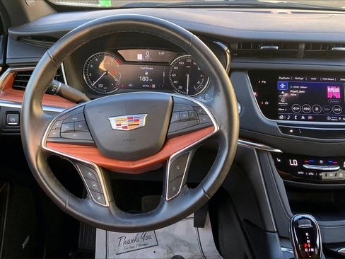 Certified 2024 Cadillac XT5 Premium Luxury image 7