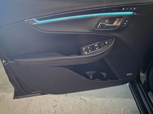 Used 2017 Chevrolet Impala Premier image 14