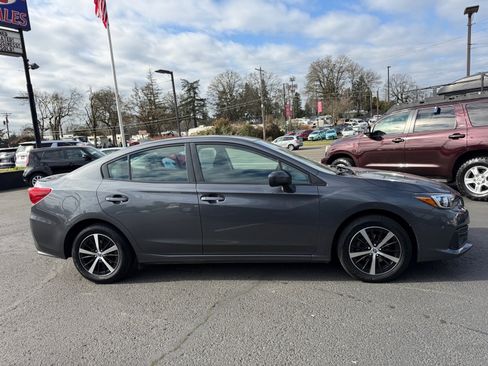 Used 2021 Subaru Impreza Premium image 11