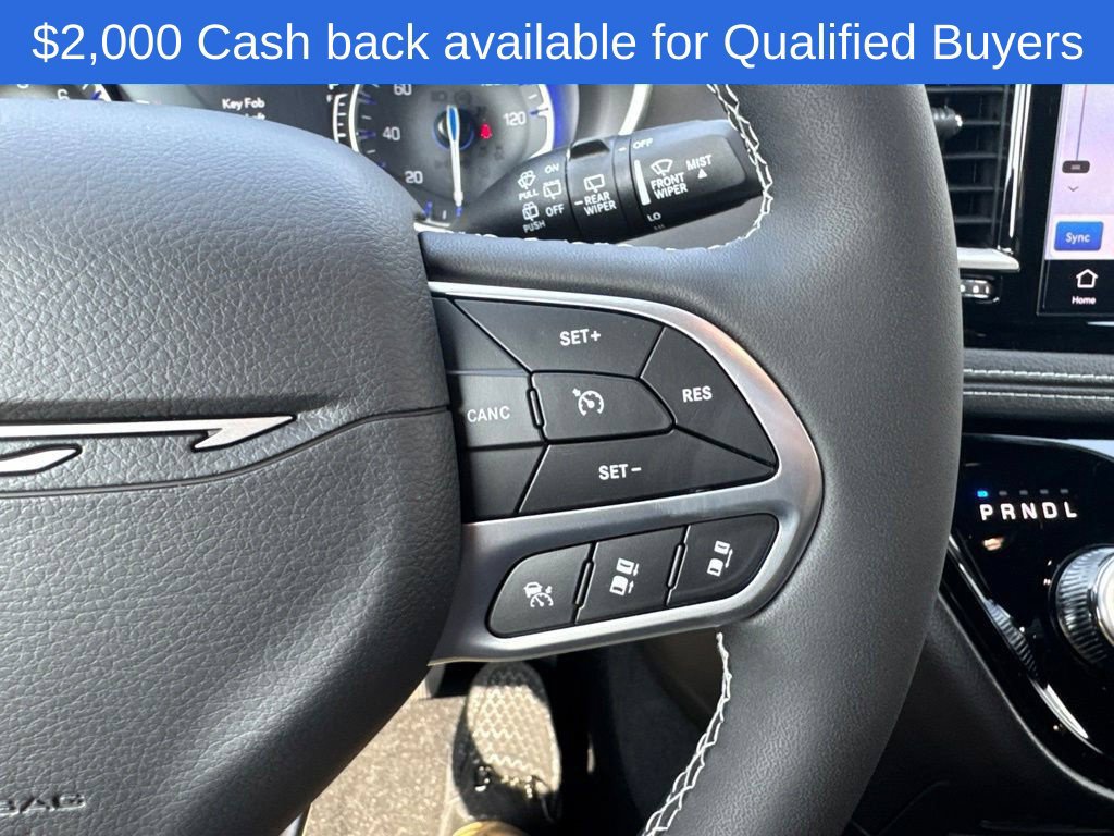 New 2027 Chrysler Pacifica Select FWD image 19