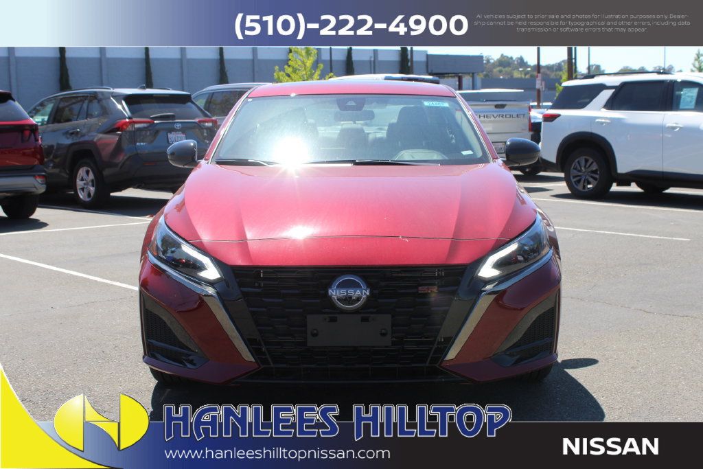 New 2025 Nissan Altima 2.5 SR w/ SR Premium Package FWD image 4
