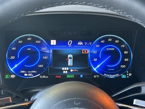 Used 2023 Mercedes-Benz EQS 580 4MATIC SUV image 40