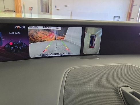 Used 2024 Lincoln Nautilus Reserve image 10