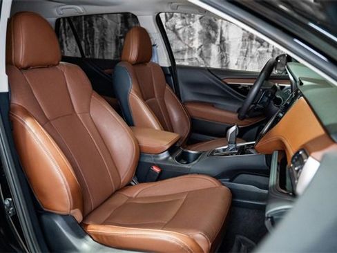 Used 2022 Subaru Outback Touring XT w/ Popular Package #2 image 9