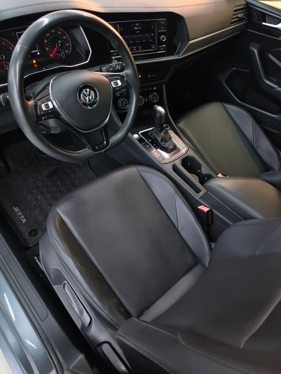 Used 2020 Volkswagen Jetta SE w/ SE Cold Weather Package FWD image 19