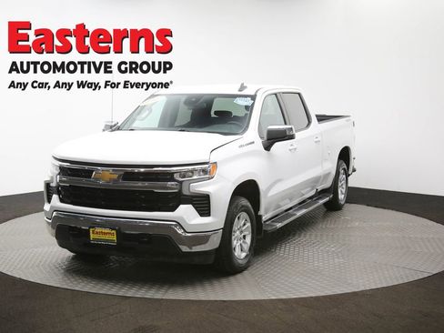 Used 2024 Chevrolet Silverado 1500 LT w/ Protection Package AWD/4WD image 57