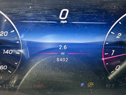Used 2026 Mercedes-Benz GLC 300 image 27