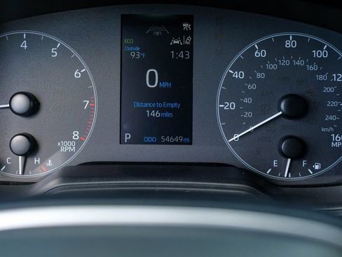 Used 2024 Toyota Corolla SE FWD image 23