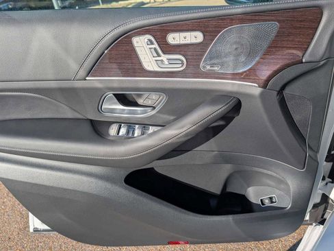 New 2026 Mercedes-Benz GLE 53 AMG 4MATIC Coupe image 19