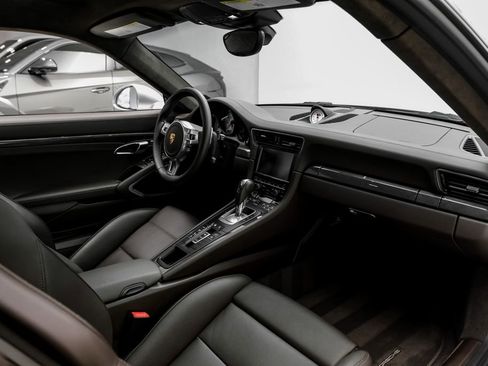 Used 2014 Porsche 911 Turbo S AWD/4WD image 15