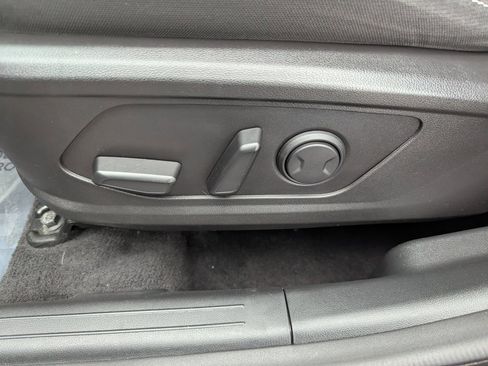 Used 2023 Hyundai Tucson SEL image 16