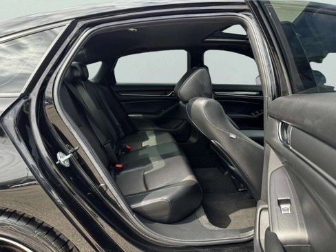 Used 2021 Honda Accord Sport image 36