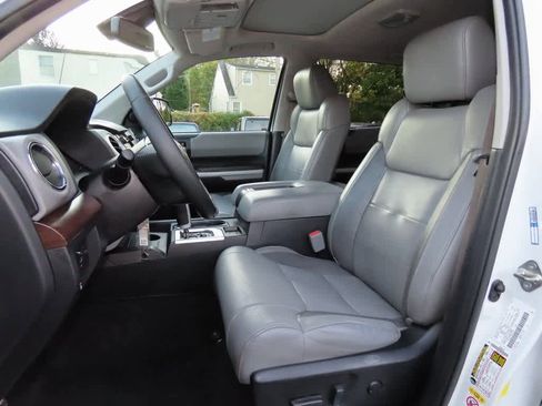 Used 2019 Toyota Tundra Limited image 15