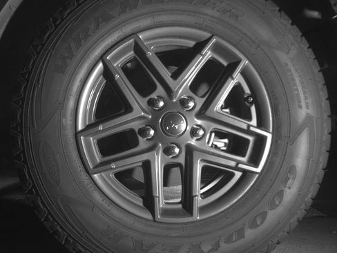 Used 2025 Jeep Wrangler Unlimited Sport AWD/4WD image 14