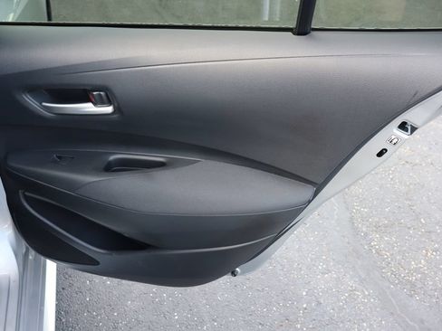 Used 2021 Toyota Corolla LE w/ LE Convenience Package FWD image 25