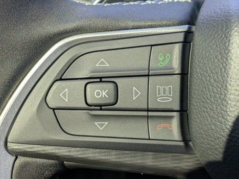 New 2025 Jeep Grand Cherokee L Laredo RWD image 22