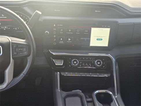 Used 2024 GMC Sierra 3500 Denali w/ Denali Reserve Package image 16