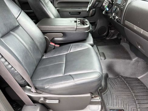 Used 2011 Chevrolet Silverado 1500 LT w/ All-Star Edition image 11