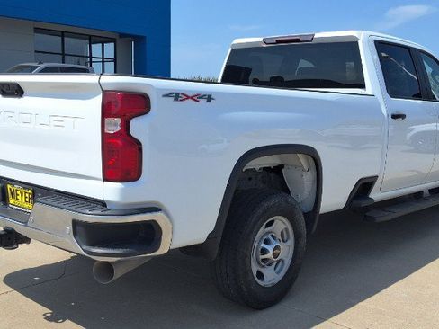 Used 2024 Chevrolet Silverado 2500 W/T w/ WT Convenience Package AWD/4WD image 8