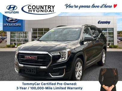 Used 2022 GMC Terrain SLE w/ Driver Convenience Package