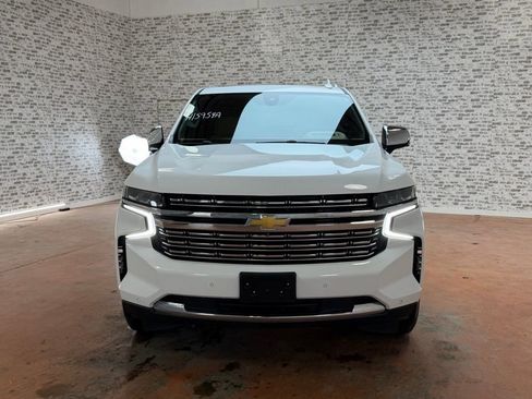 Used 2021 Chevrolet Tahoe Premier w/ Premium Package image 2